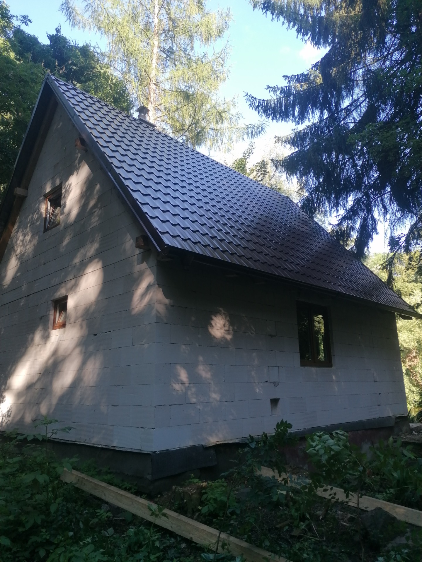 Pokládka nové střechy materiál plech vlna